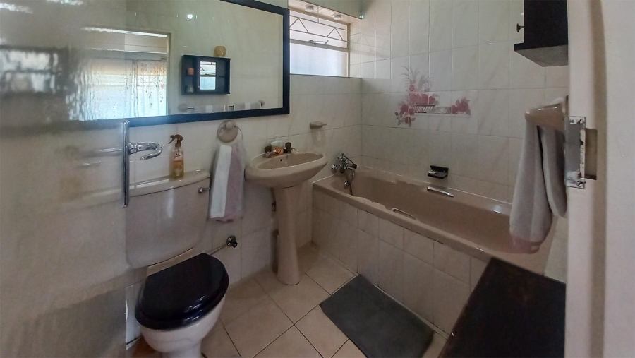 3 Bedroom Property for Sale in Edleen Gauteng