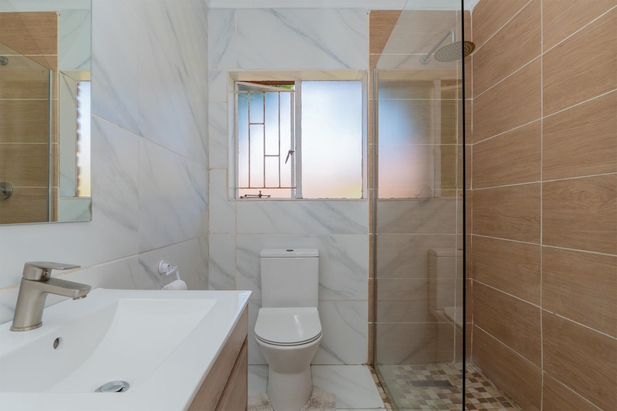 3 Bedroom Property for Sale in Birchleigh Gauteng