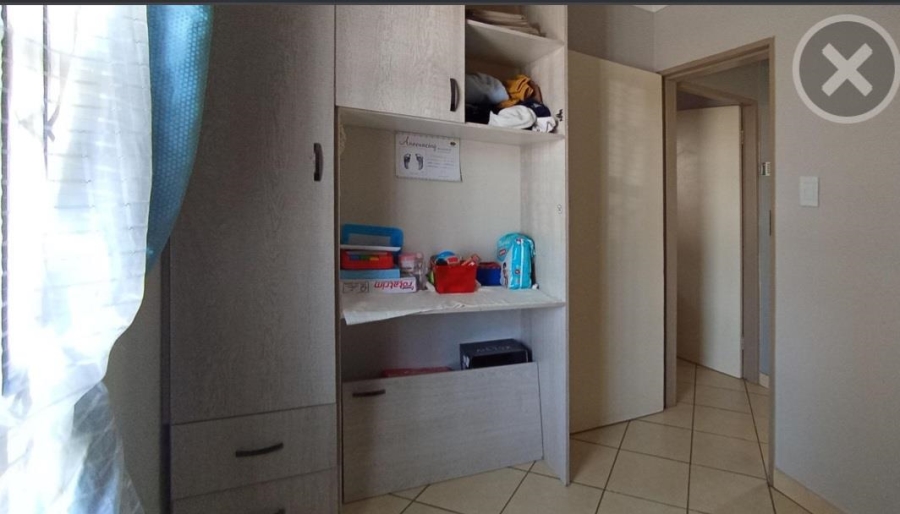 3 Bedroom Property for Sale in Rosslyn Gauteng