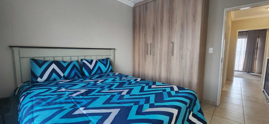 To Let 2 Bedroom Property for Rent in New Redruth Gauteng