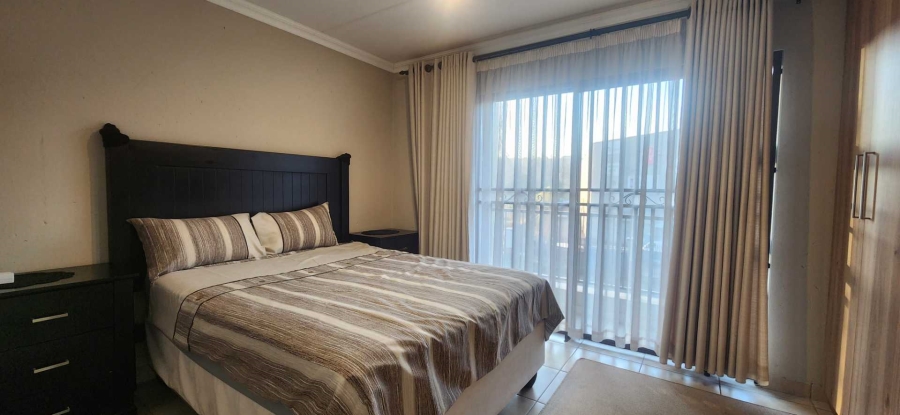To Let 2 Bedroom Property for Rent in New Redruth Gauteng