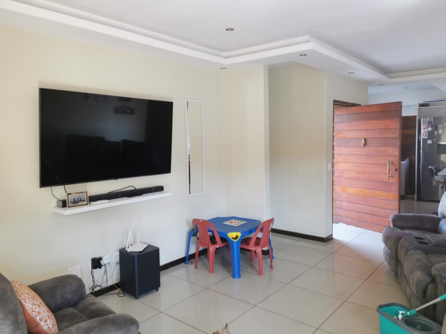To Let 3 Bedroom Property for Rent in New Market Gauteng