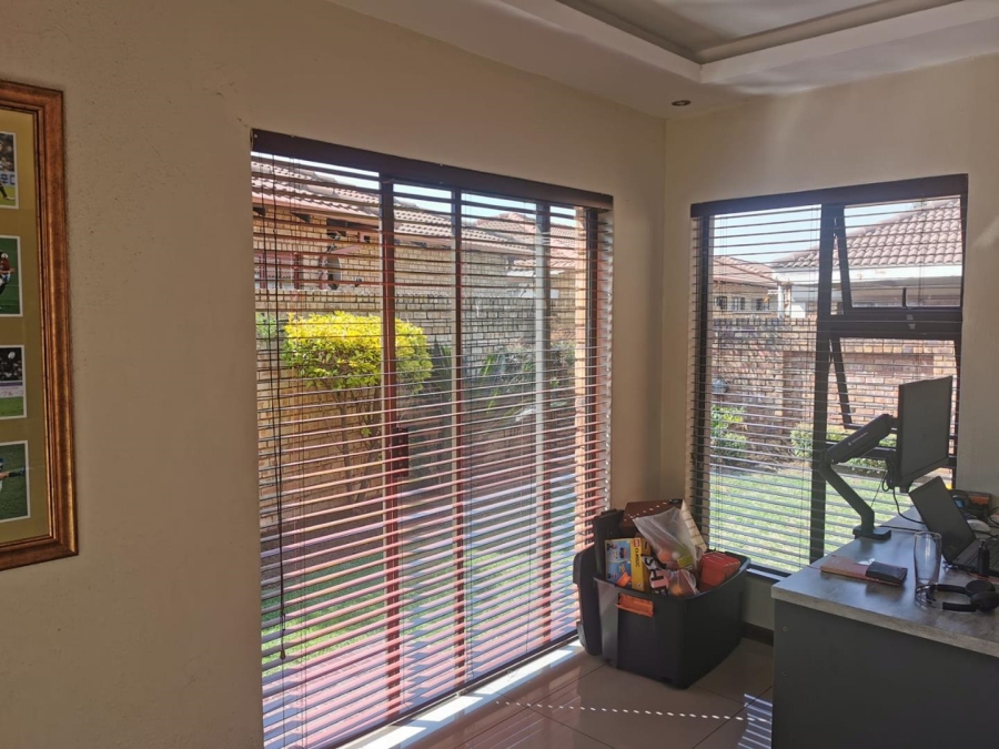 To Let 3 Bedroom Property for Rent in New Market Gauteng