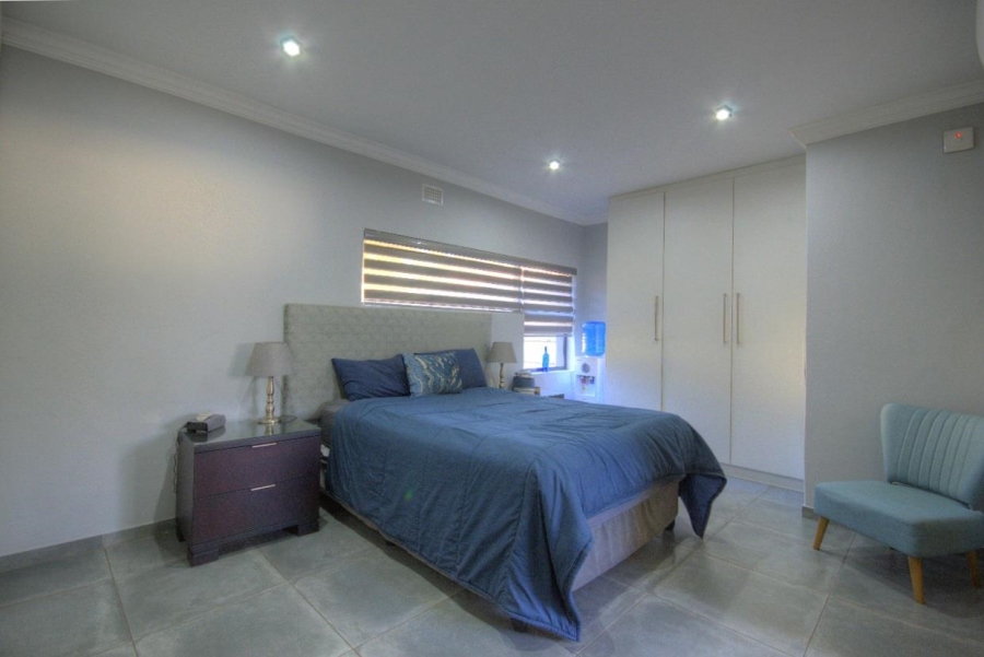 5 Bedroom Property for Sale in Brackenhurst Gauteng