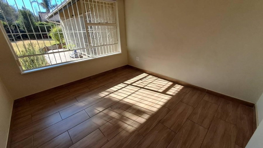 To Let 3 Bedroom Property for Rent in Randhart Gauteng