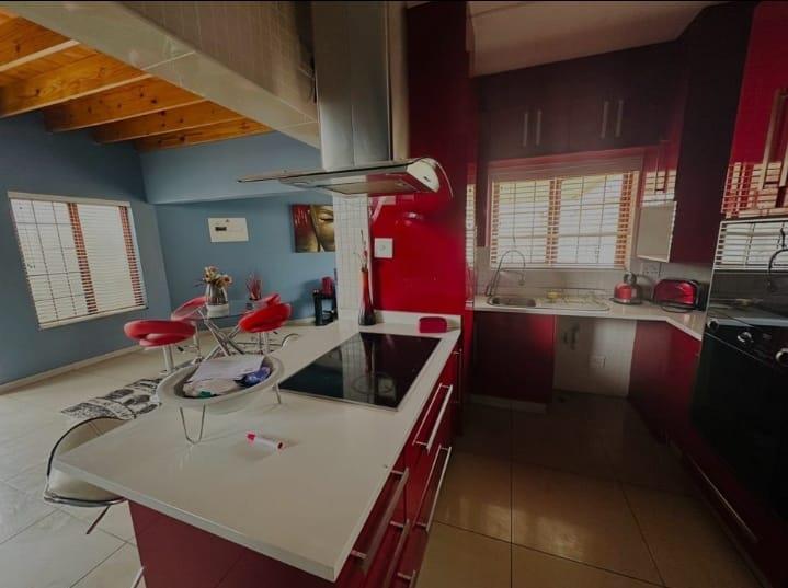 2 Bedroom Property for Sale in Mondeor Gauteng