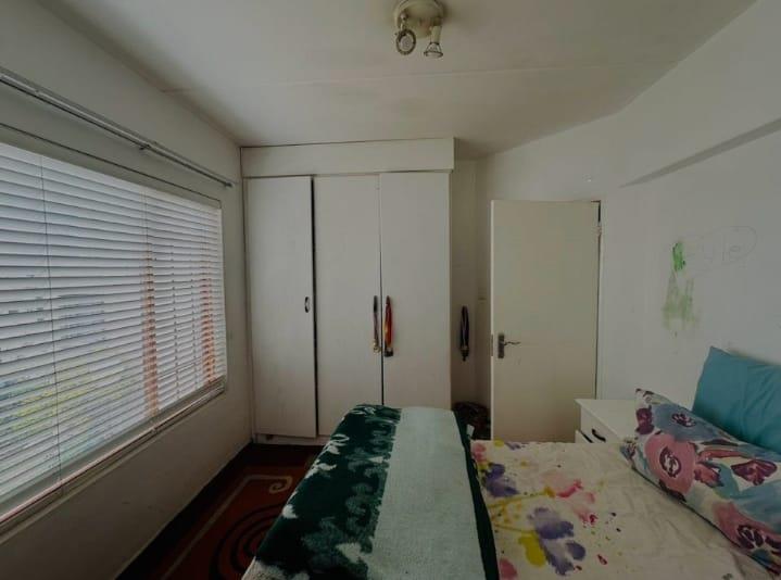 2 Bedroom Property for Sale in Mondeor Gauteng