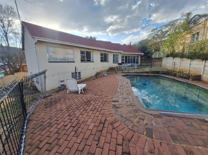 4 Bedroom Property for Sale in Kibler Park Gauteng