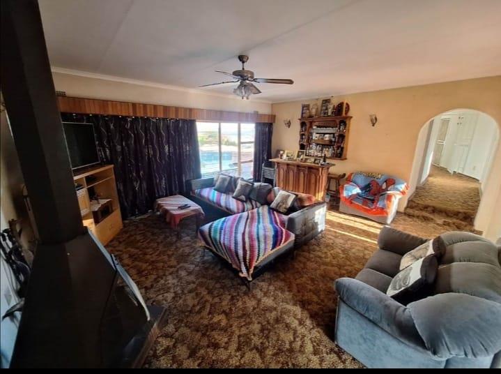 4 Bedroom Property for Sale in Kibler Park Gauteng