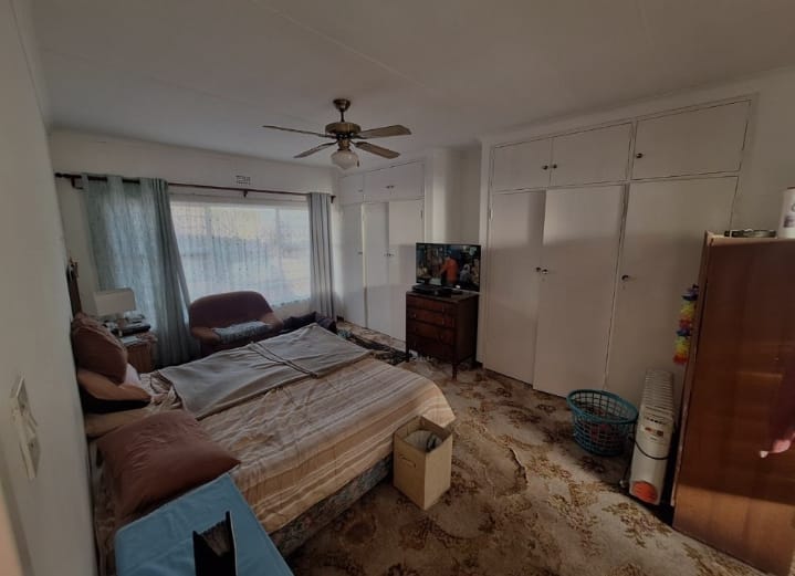 4 Bedroom Property for Sale in Kibler Park Gauteng