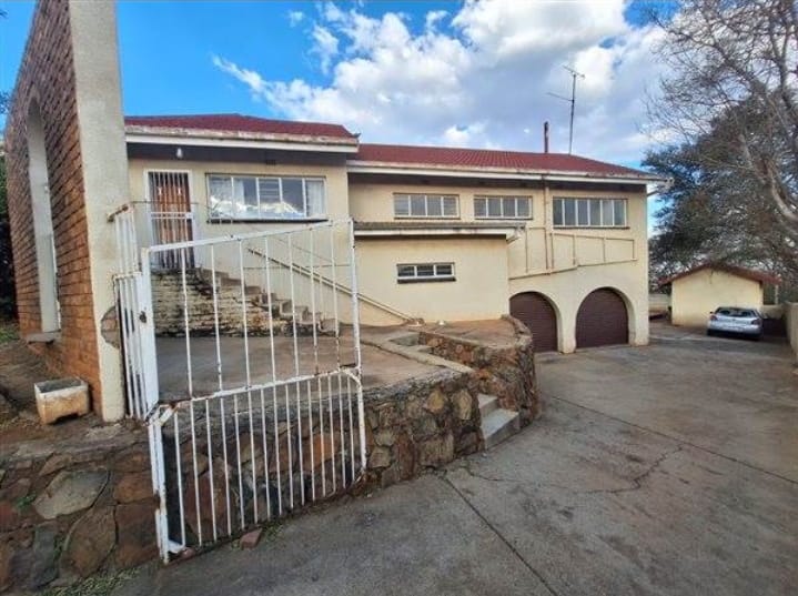 4 Bedroom Property for Sale in Kibler Park Gauteng