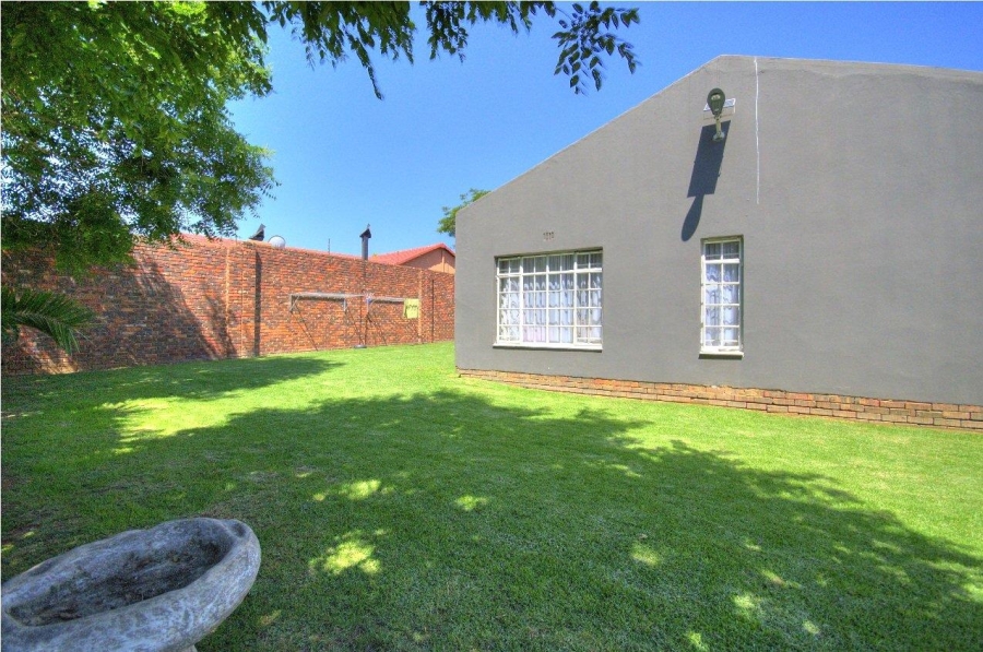 4 Bedroom Property for Sale in Verwoerdpark Gauteng
