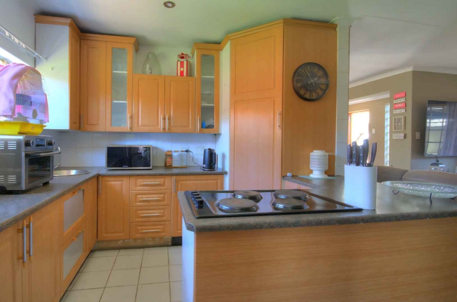 4 Bedroom Property for Sale in Verwoerdpark Gauteng