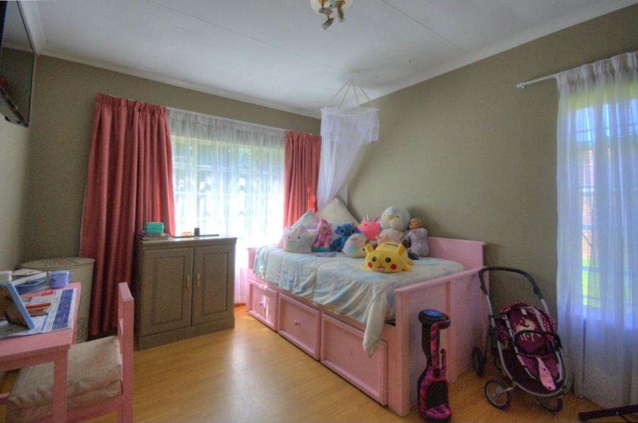 4 Bedroom Property for Sale in Verwoerdpark Gauteng