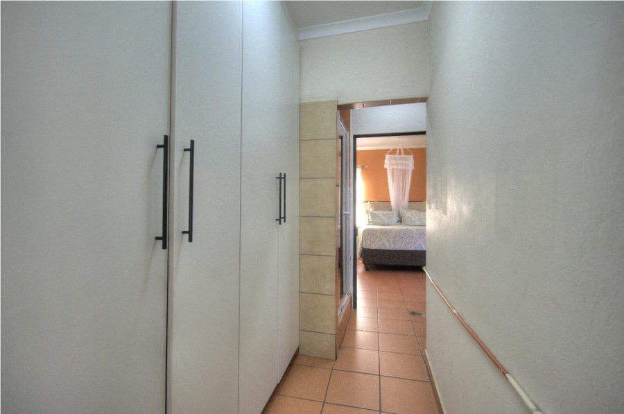 4 Bedroom Property for Sale in Verwoerdpark Gauteng