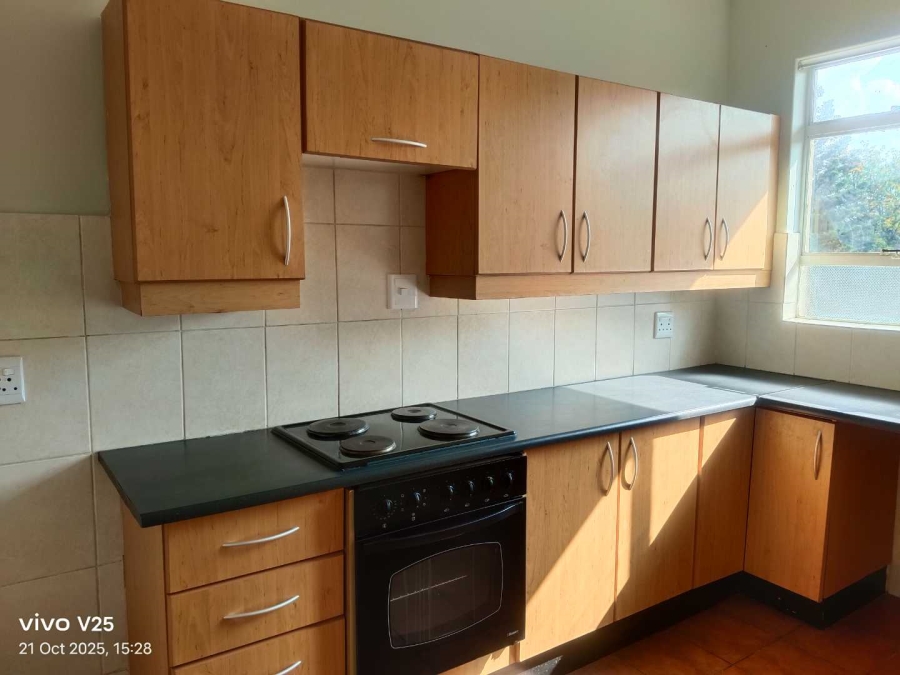 To Let 2 Bedroom Property for Rent in Brackenhurst Gauteng