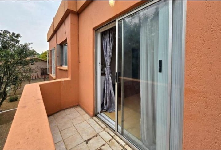 3 Bedroom Property for Sale in Brackendowns Gauteng