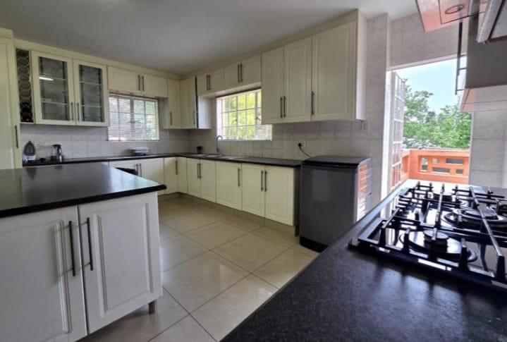 3 Bedroom Property for Sale in Brackendowns Gauteng