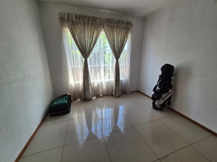 3 Bedroom Property for Sale in Brackendowns Gauteng