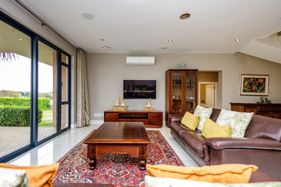 5 Bedroom Property for Sale in Copperleaf Estate Gauteng