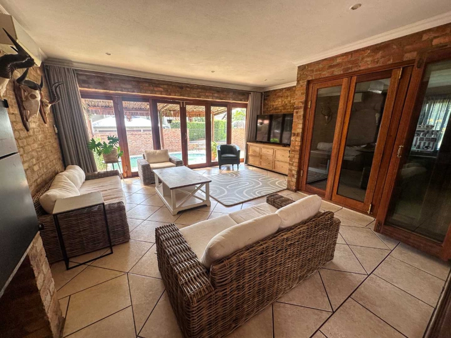 3 Bedroom Property for Sale in Olympus Country Estate Gauteng