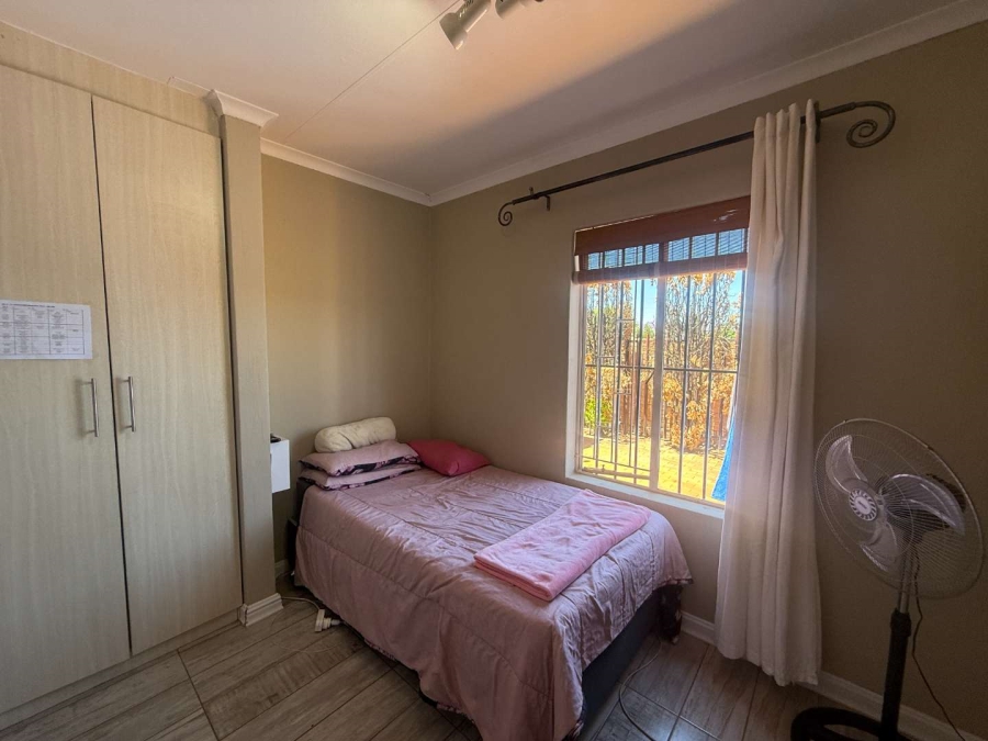 3 Bedroom Property for Sale in Radiokop Gauteng