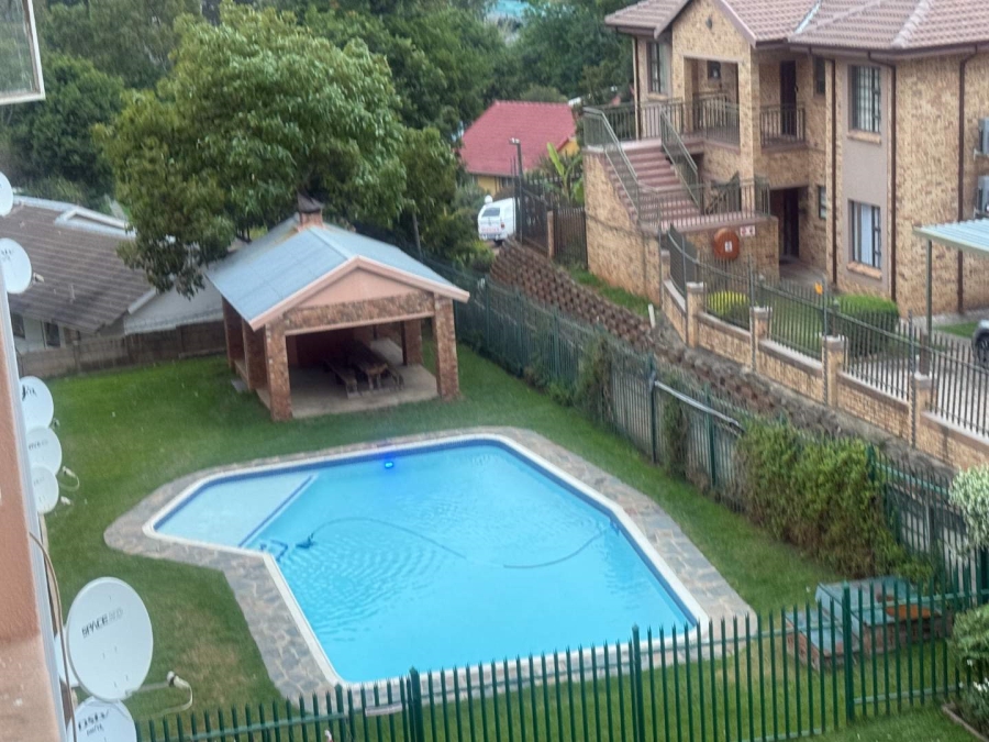 1 Bedroom Property for Sale in Ferndale Gauteng