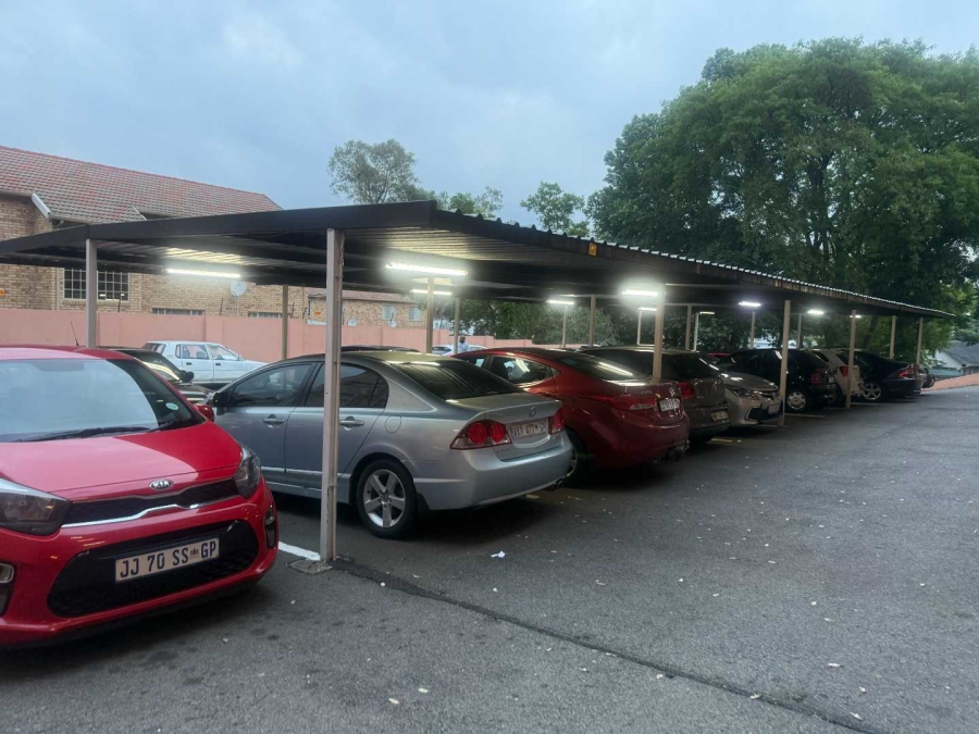 1 Bedroom Property for Sale in Ferndale Gauteng