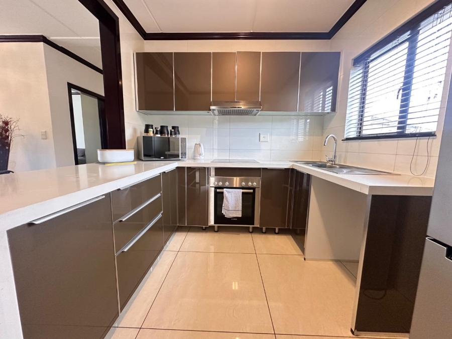 2 Bedroom Property for Sale in Fourways Gauteng