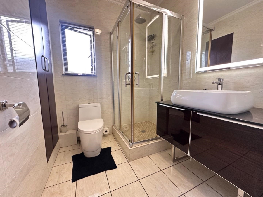 2 Bedroom Property for Sale in Fourways Gauteng