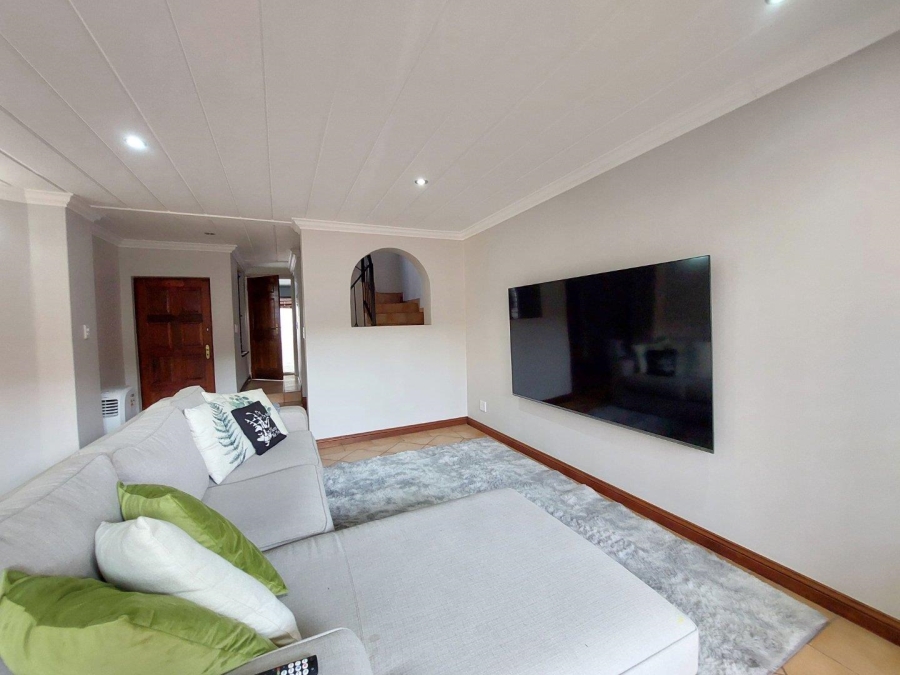 To Let 3 Bedroom Property for Rent in Morningside Gauteng