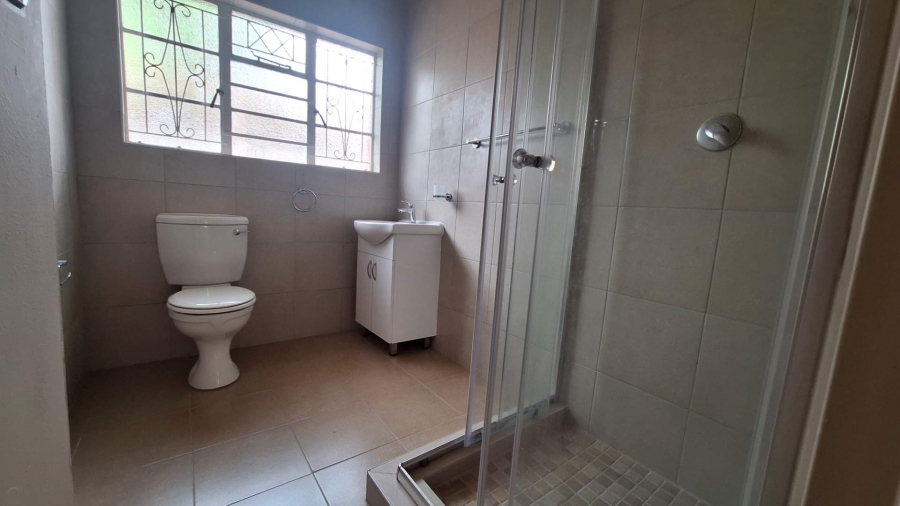 To Let 1 Bedroom Property for Rent in Discovery Gauteng