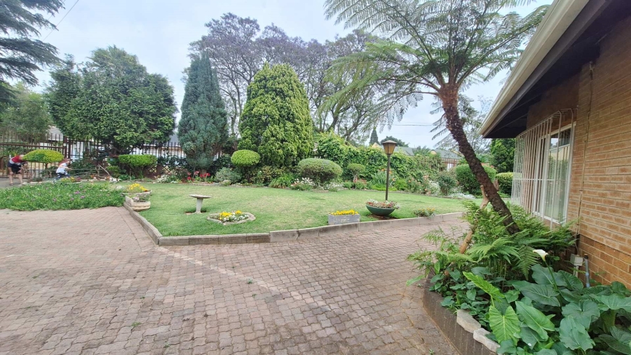 To Let 1 Bedroom Property for Rent in Discovery Gauteng