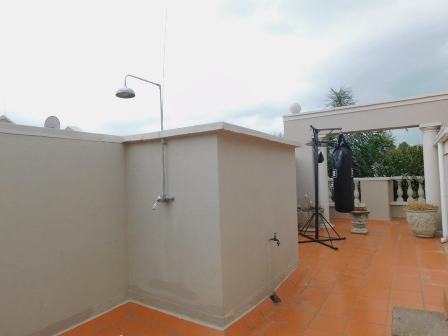 To Let 2 Bedroom Property for Rent in Morningside Gauteng