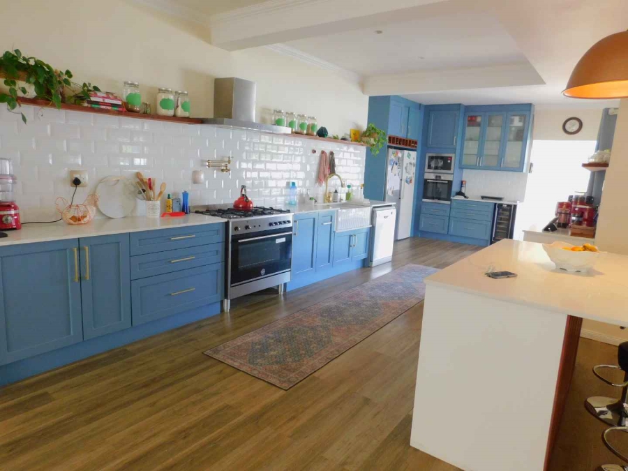 3 Bedroom Property for Sale in Petervale Gauteng