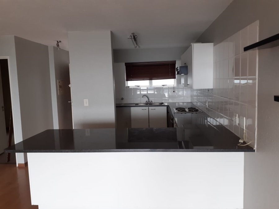 To Let 2 Bedroom Property for Rent in Northcliff Gauteng