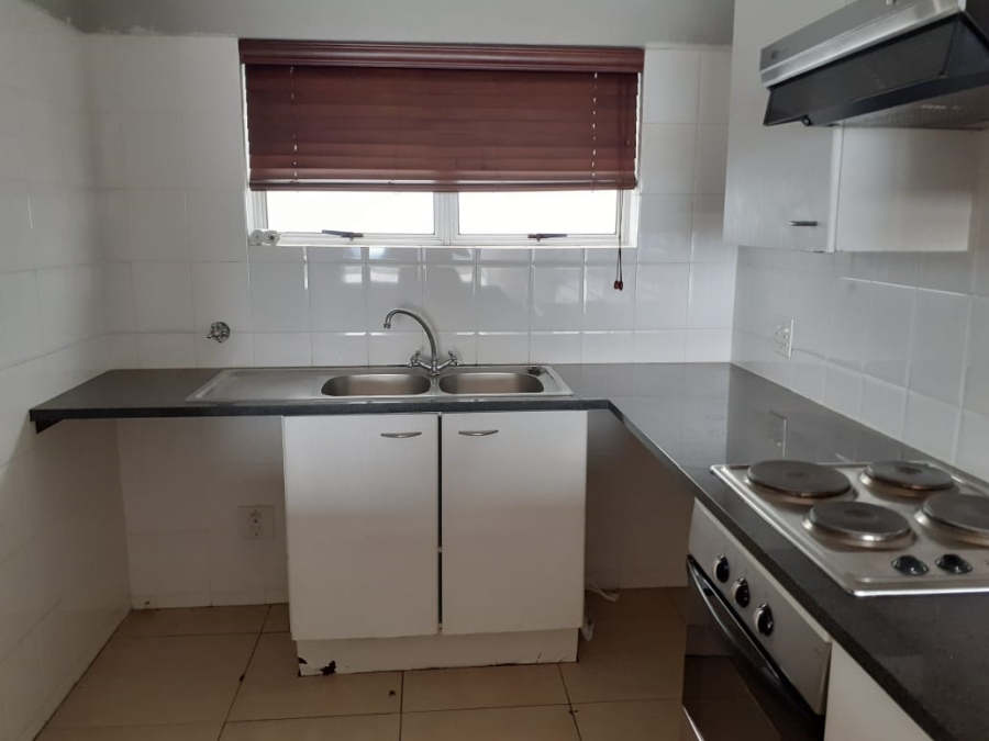 To Let 2 Bedroom Property for Rent in Northcliff Gauteng