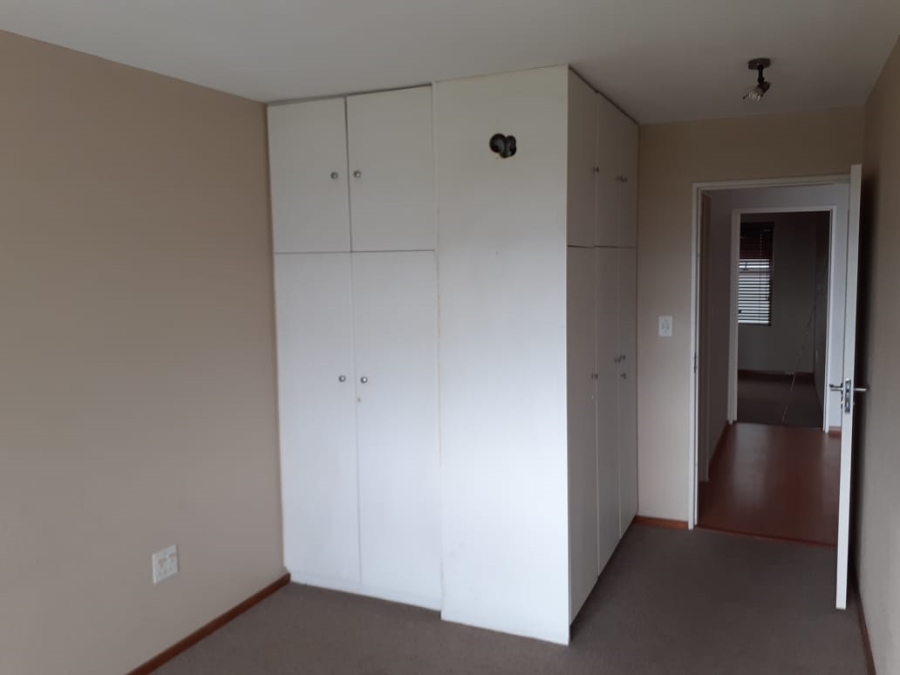 To Let 2 Bedroom Property for Rent in Northcliff Gauteng