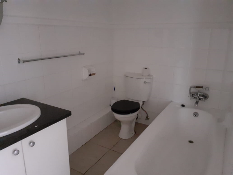 To Let 2 Bedroom Property for Rent in Northcliff Gauteng