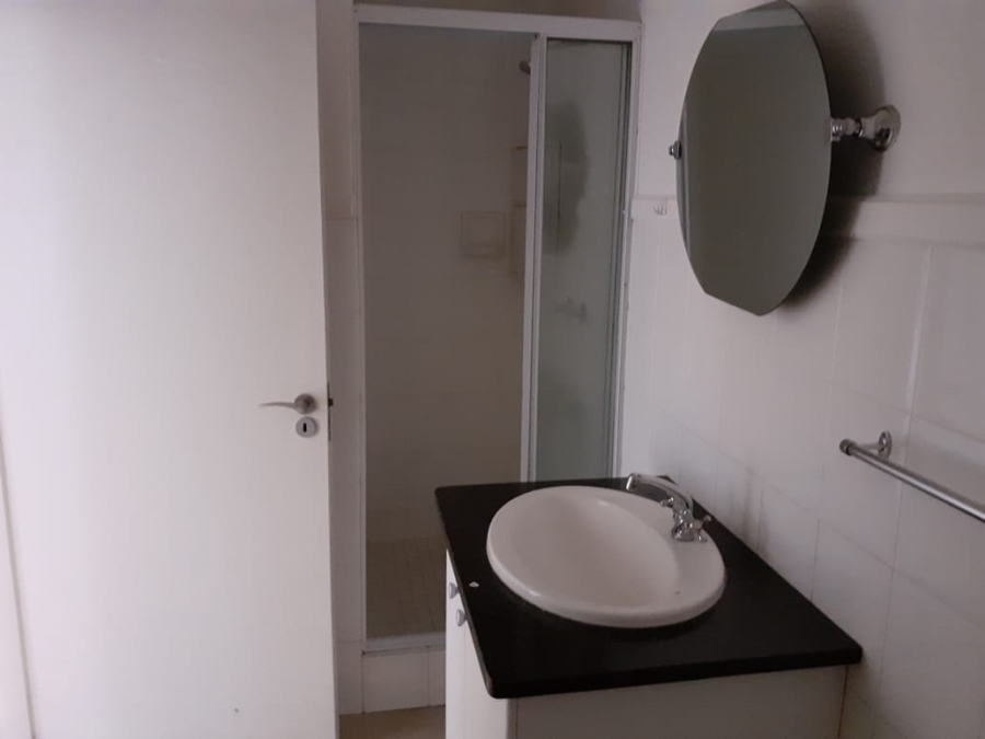 To Let 2 Bedroom Property for Rent in Northcliff Gauteng