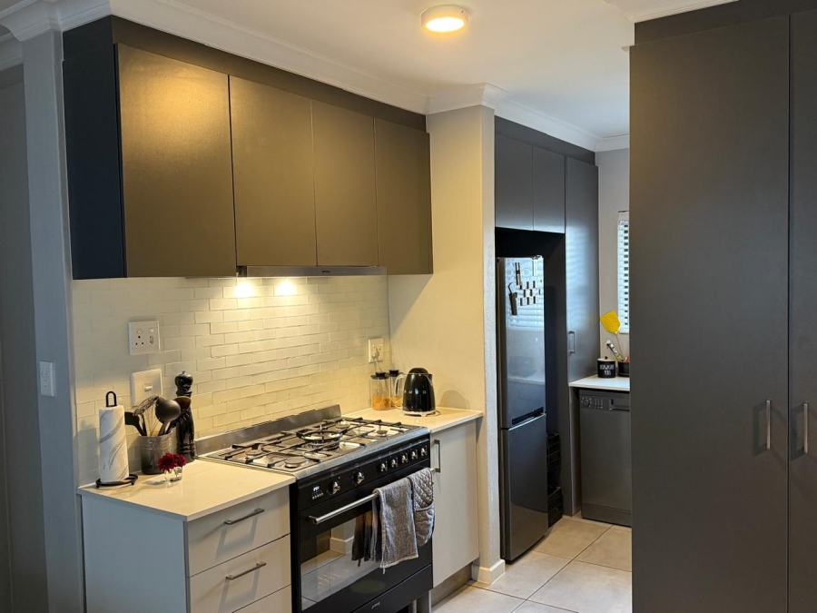 To Let 2 Bedroom Property for Rent in Ferndale Gauteng