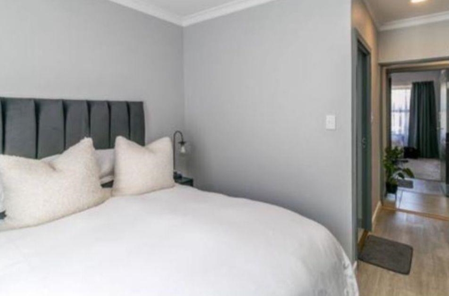 To Let 2 Bedroom Property for Rent in Ferndale Gauteng