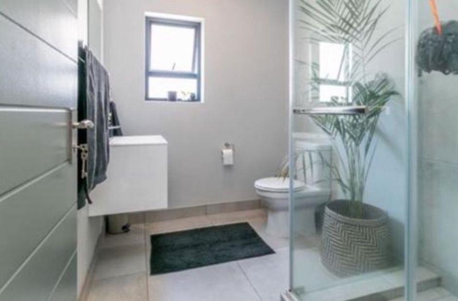 To Let 2 Bedroom Property for Rent in Ferndale Gauteng