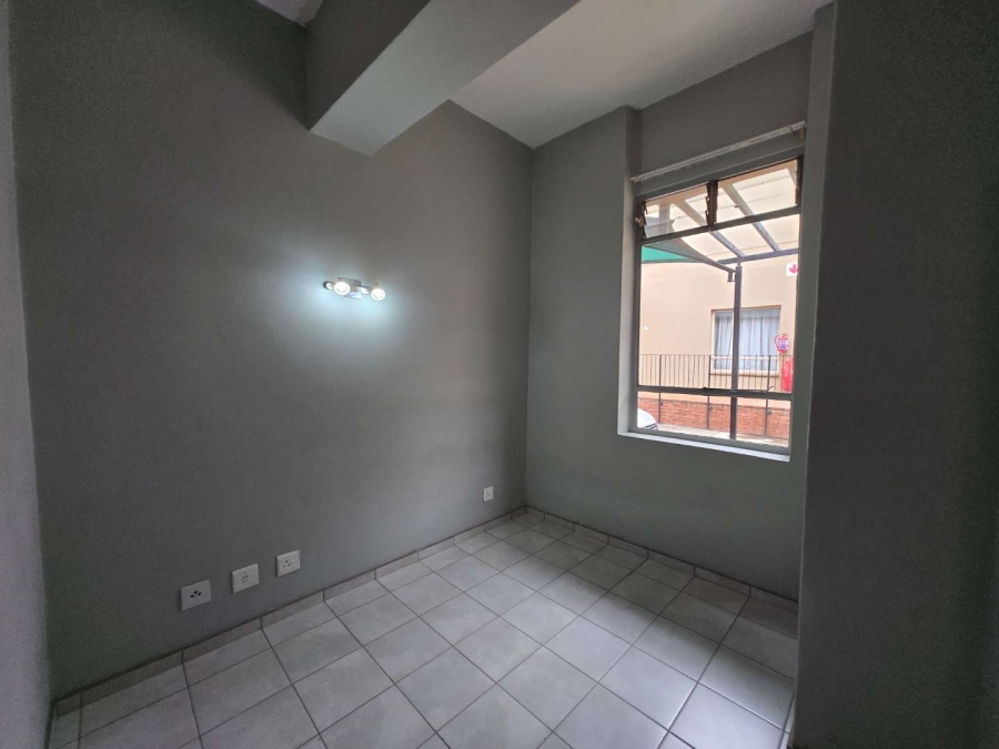 2 Bedroom Property for Sale in Richmond Gauteng
