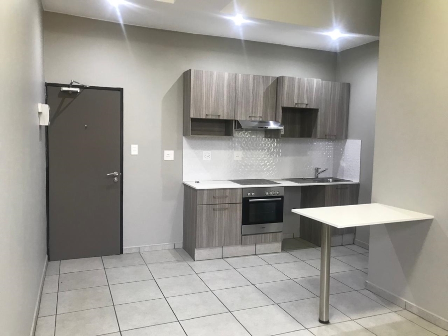 To Let 1 Bedroom Property for Rent in Rosebank Gauteng