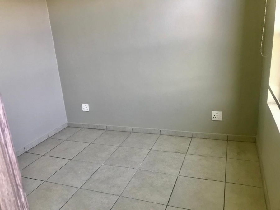 To Let 1 Bedroom Property for Rent in Rosebank Gauteng