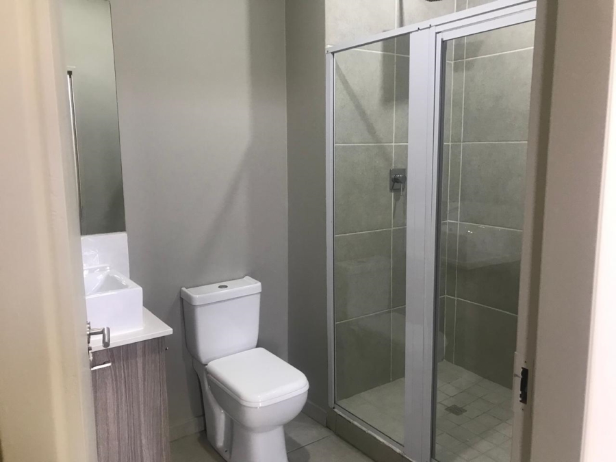 To Let 1 Bedroom Property for Rent in Rosebank Gauteng