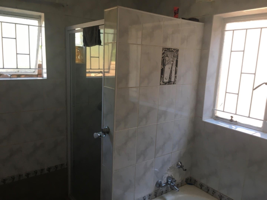 3 Bedroom Property for Sale in Rooihuiskraal Gauteng
