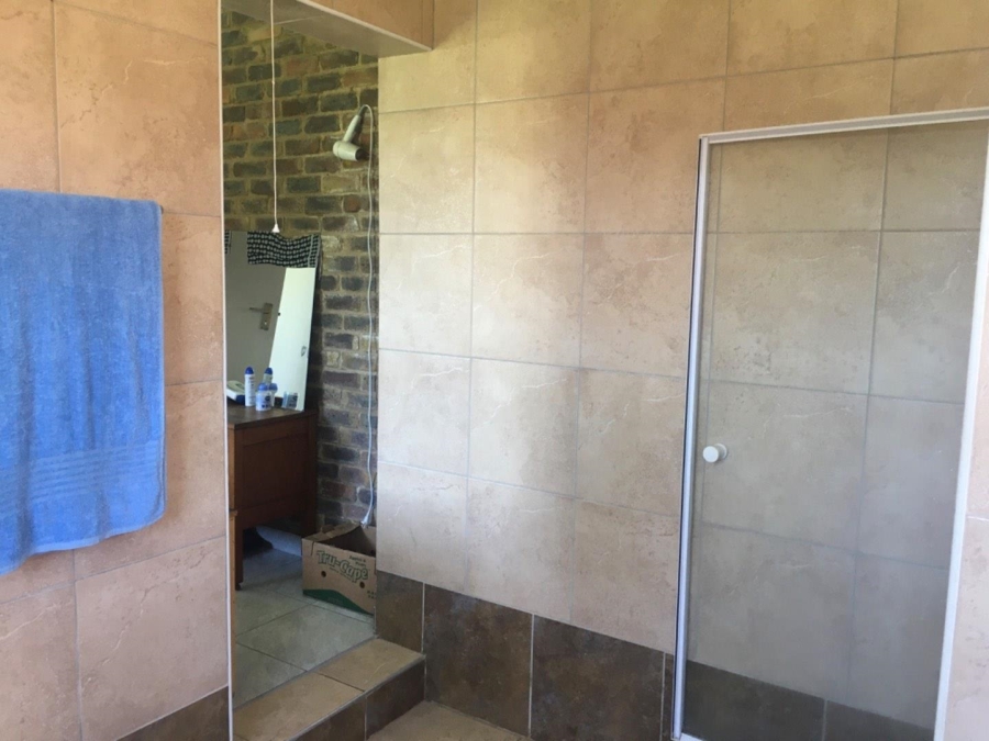 3 Bedroom Property for Sale in Rooihuiskraal Gauteng