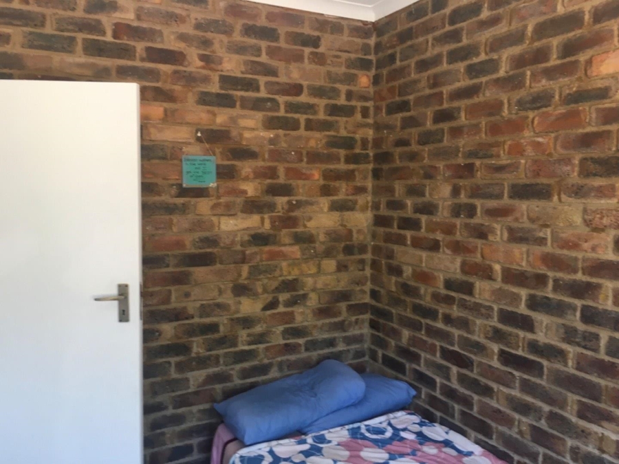 3 Bedroom Property for Sale in Rooihuiskraal Gauteng